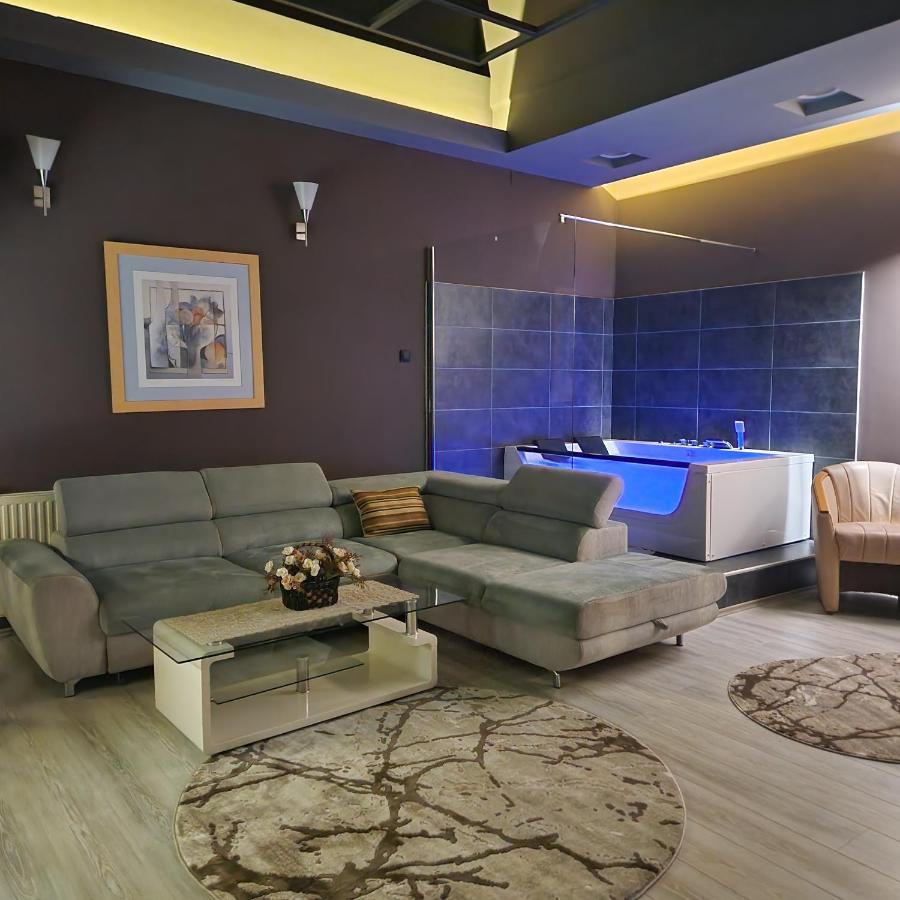 In Club Aparthotel Vrnjacka Banja Exterior photo