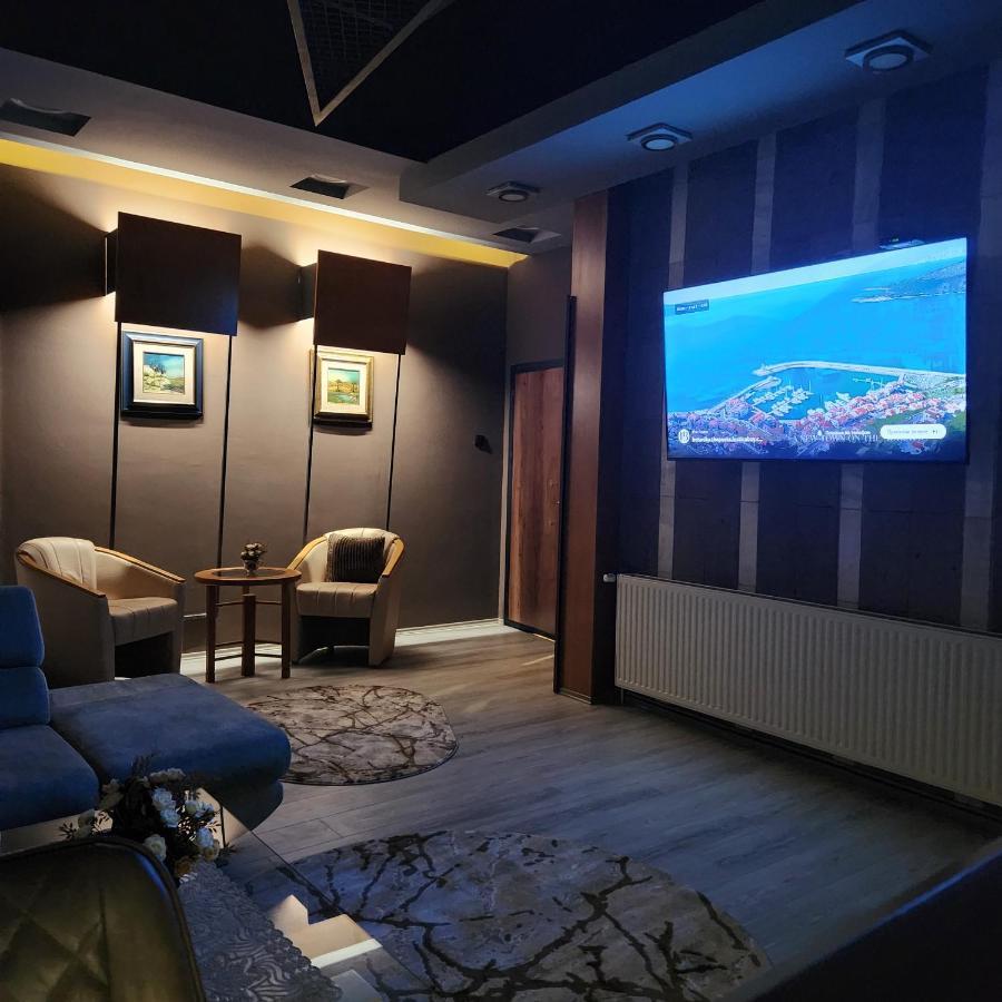 In Club Aparthotel Vrnjacka Banja Exterior photo